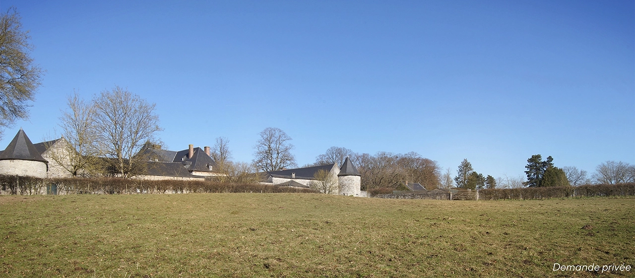 Paysage avec château avant l’intégration du projet éolien